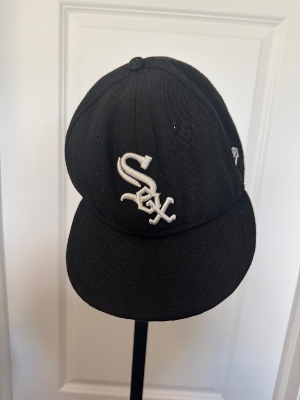 Chicago White Sox Black Fitted Baseball Cap